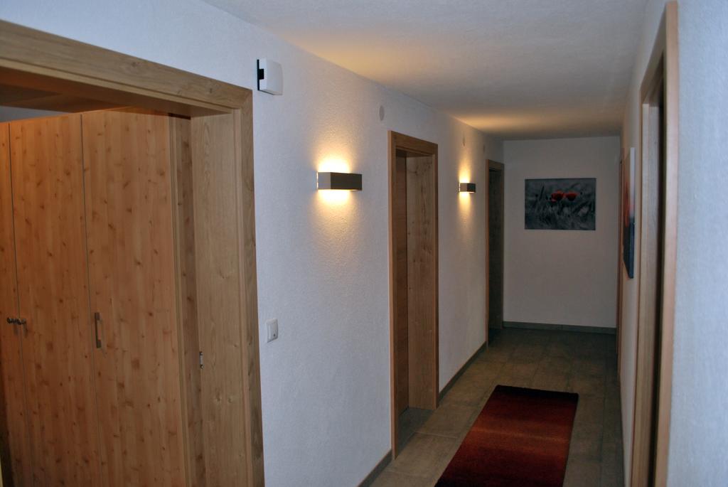 Ferienwohnung Nuener Grins Exterior foto